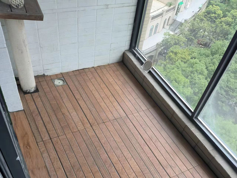 陽臺裝修翻新要不要選擇貼瓷磚？(圖4)