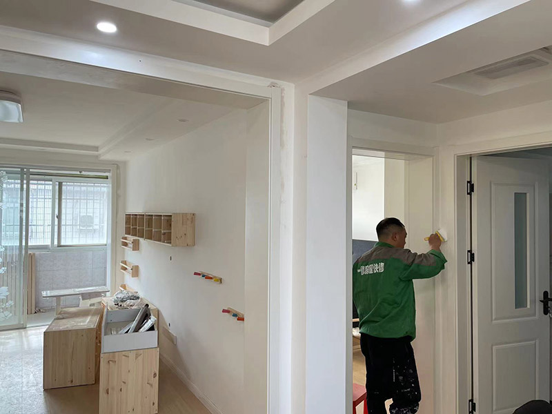 新房裝修施工隊(duì)選擇技巧：如何辨別靠譜裝修團(tuán)隊(duì)？(圖1)