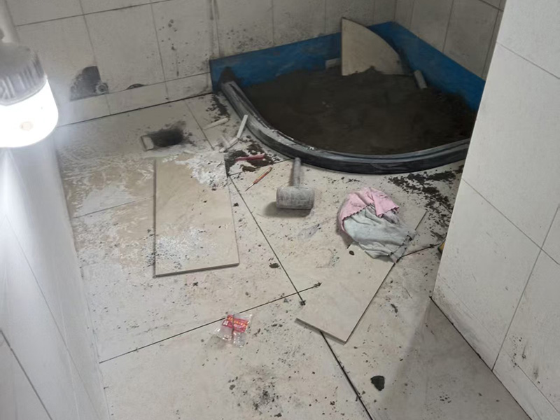 衛(wèi)生間墻角潮濕發(fā)霉？根源分析與3種長(zhǎng)效解決方案(圖2)